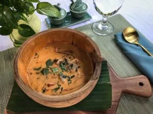 keto tom kah gai