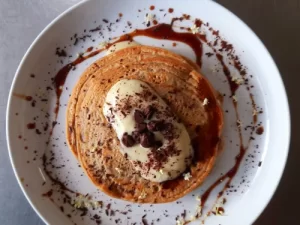 Espresso martini pancakes