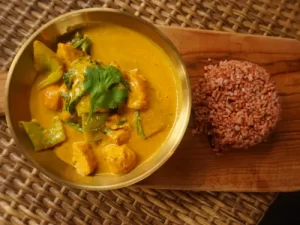 Salmon coconut curry