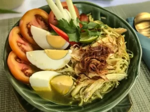 Keto indonesian soto ayam